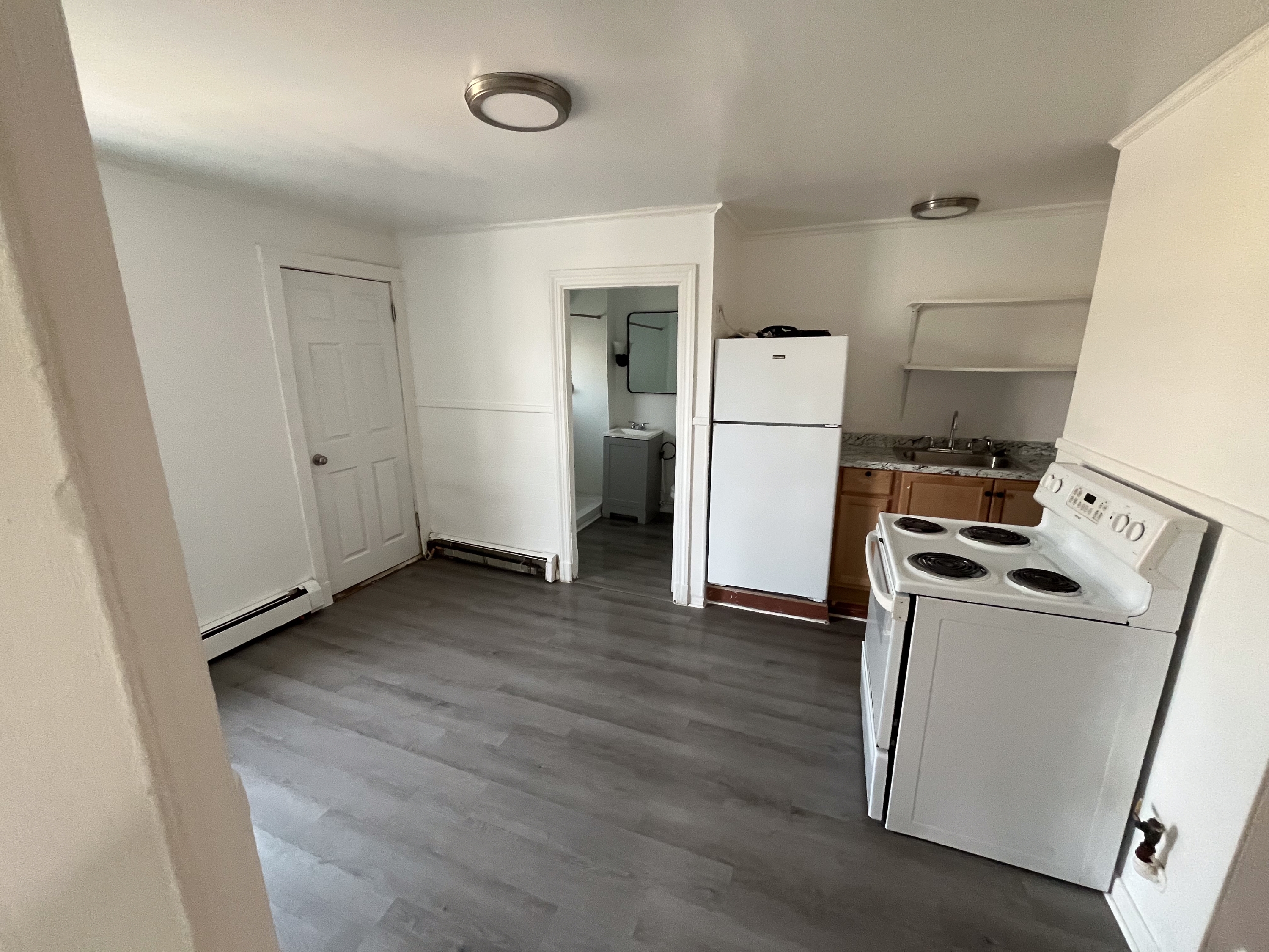 68 Howe Street - 3L