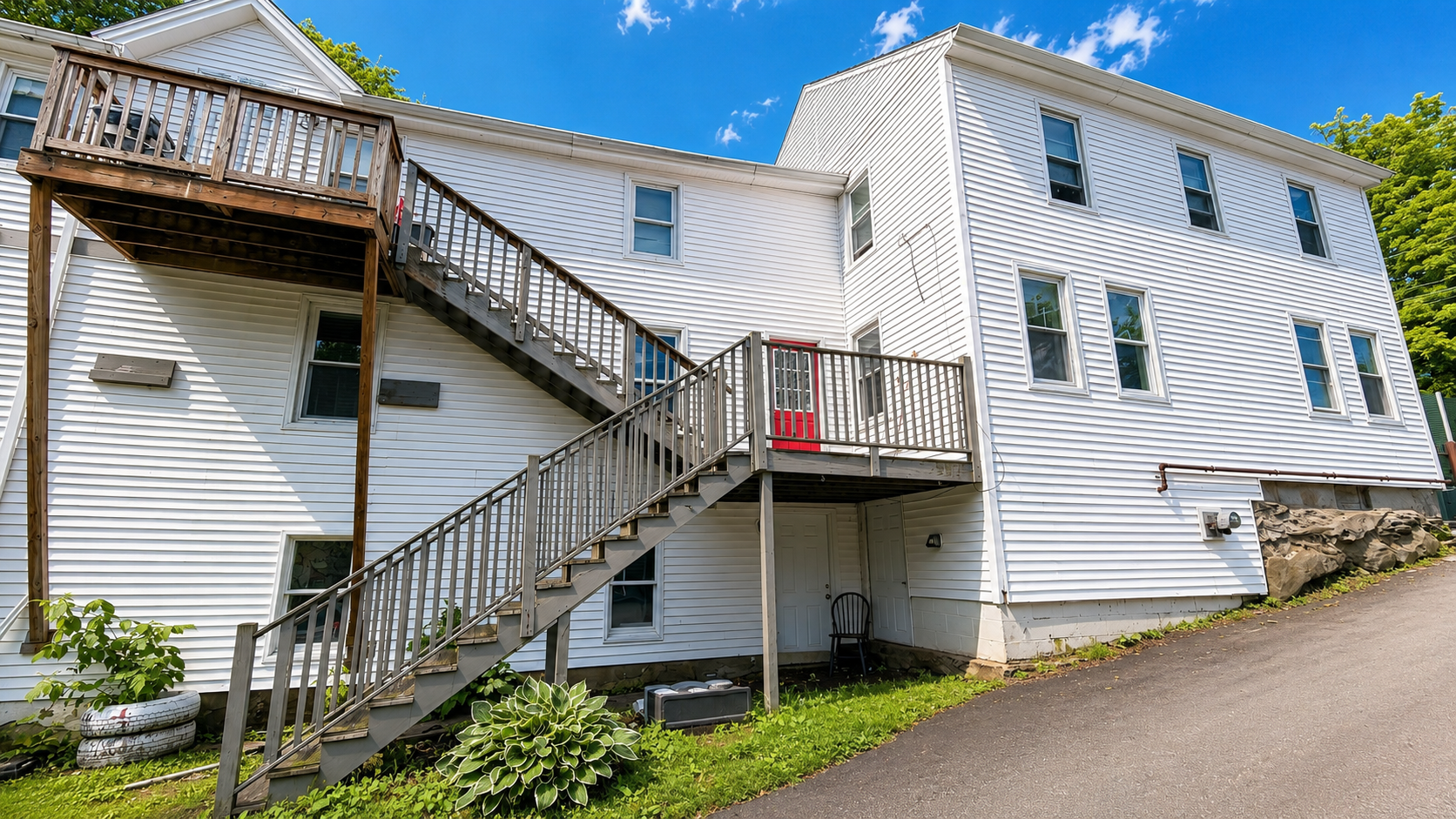 Property main image