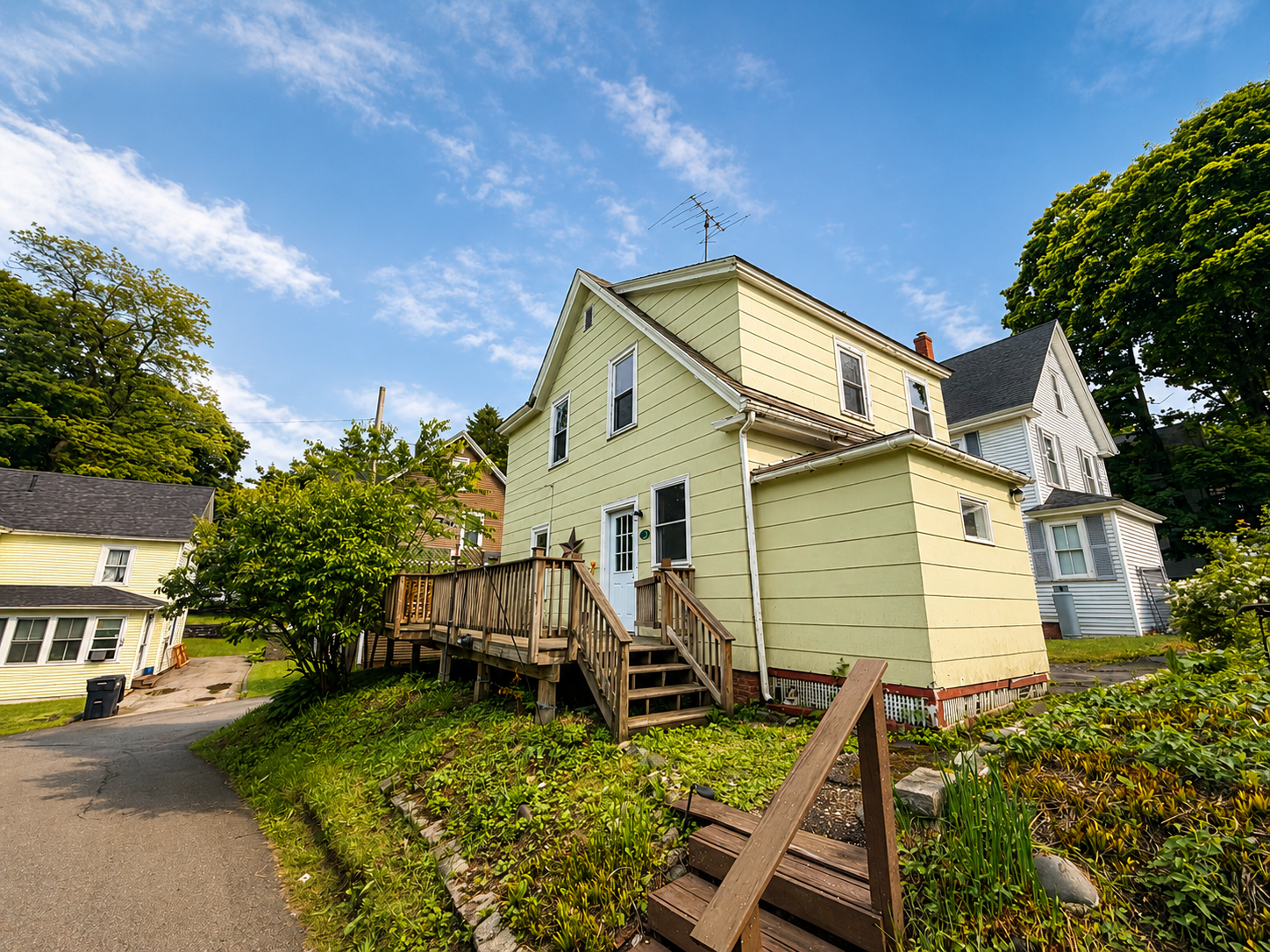 Property main image